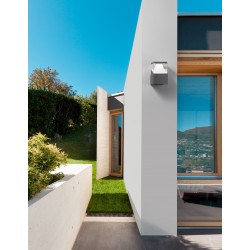 Aluminium Dark Gray White & Clear Acrylic Diffuser LED 12 Watt 220-240 Volt 50Hz 1047Lm Beam 45o IP54 3000K or 4000K AC Driver I