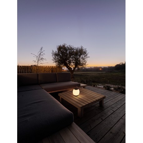 Black Aluminium & Acrylic LED 2 Watt 200Lm 3000K 3,7 Volt Beam Angle 306º IP54 Switch On/Off / USB Wire D: 16 W: 16 H: 22.8 cm 