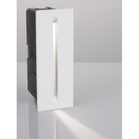White Aluminium & Clear Glass LED 3 Watt 16Lm 3000K 600mA 100-240V Beam Angle 148º IP54 L: 13.5 W: 5 H: 6.5 cm 