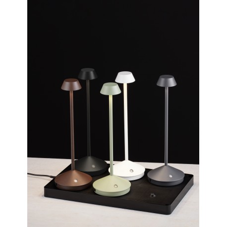 Six Charging Bases for codes 9030617, 9030618 9030619, 9030620, 9030621 L:27 W:42.5 H:3.5cm 