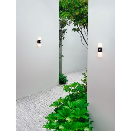Sandy Black Aluminium LED 10 Watt 220-240 Volt 893Lm 3000K IP65 With Sensor D: 11.5 H: 28 cm 