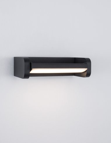 Black Die-Casting Aluminium Acrylic Diffuser LED 7 Watt 719Lm 3000K 220-240 Volt Beam Angle 150O IP54 L: 20 W: 11 H: 6 cm 