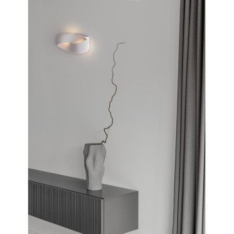 White Metal LED 6 Watt 230 Volt 535Lm 3000K IP20 L: 28.2 W: 9 H: 11 cm 